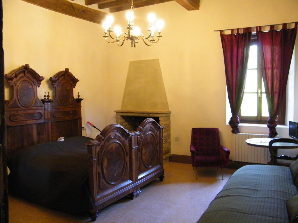 Room And Breakfast Torre Felino Kültér fotó